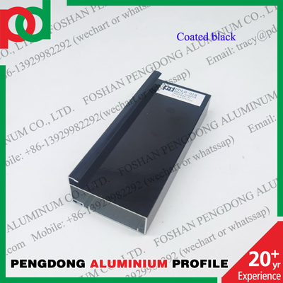 استفاده رایج در کابینت های آشپزخانه لیبیا پروفیل های آلومینیومی براق یا آنودایز نقره ای و طلایی و روکش مشکی