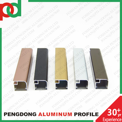 دستگیره های کششی پروفیل آلومینیومی برای کابینت آشپزخانه، قاب درب شیشه ای کرکره ای آلیاژ است.