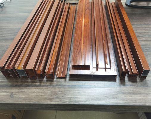قیمت خوب L20 و L25 رنگ های محبوب پروفایل های آلومینیومی برای پنجره ها و درب ها آنلاین