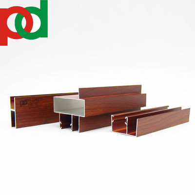 پروفایل های آلومینیومی درب و پنجره با پایان چوب سیاه مات در اندازه ها و طرح های مختلف با استفاده از فناوری اکستروزن